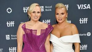 Rebel Wilson und Ramona Agruma sind seit dem Sommer 2022 offiziell zusammen und Eltern einer ...