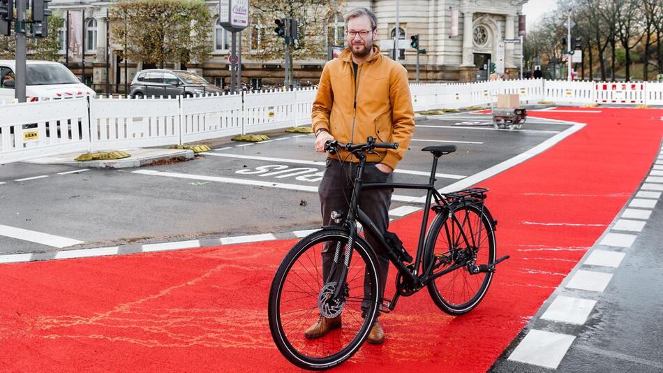 Verkehrssenator Anjes Tjarks (Bündnis 90/Grüne)