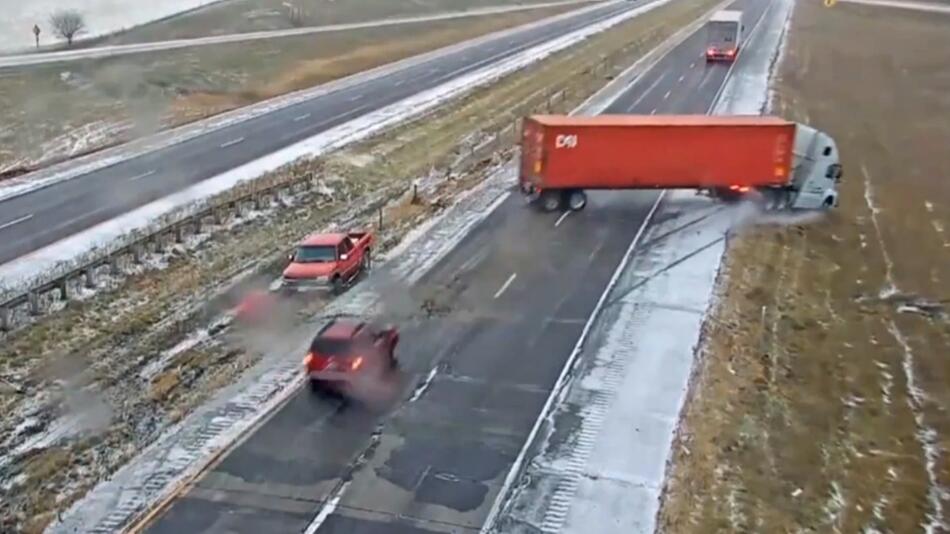 Lastwagen auf einem Highway