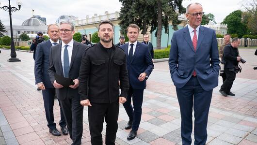 Selenskyj mit Merz, Starmer, Tusk und Macron