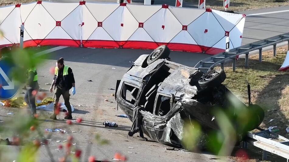 Tragisches Schleuserunglück: 15 Jahre Haft für Fahrer nach tödlichem Unfall auf der A94