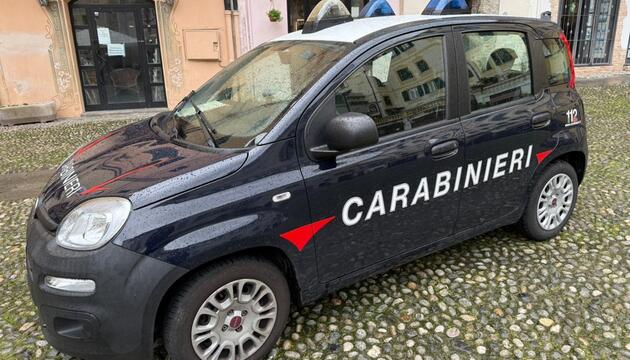 Fahrzeug der italienischen Carabinieri
