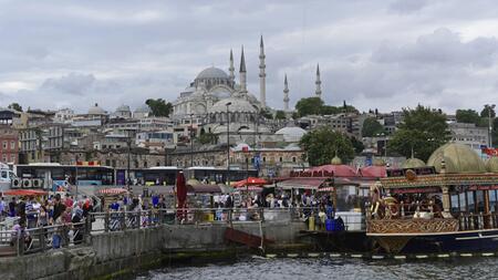 Großvater von toter Familie mit emotionalen Worten – Überwachungsbilder empören