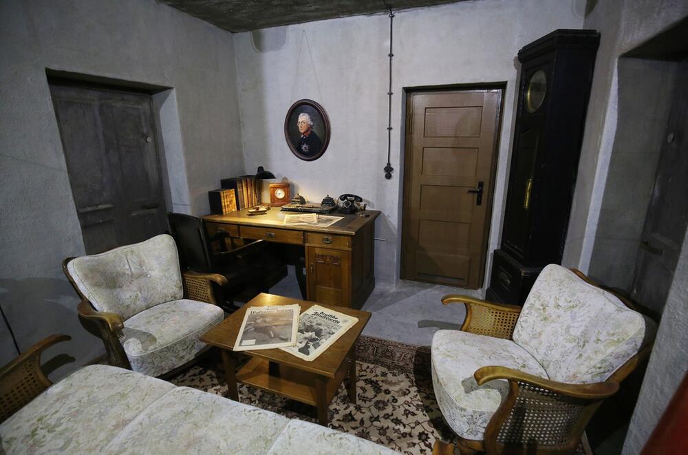 Ausstellungseröffnung Dokumentation Führerbunker