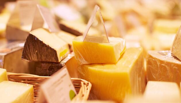 Käse in der Frischetheke