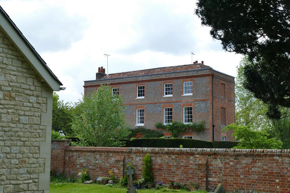 Brightwell Manor