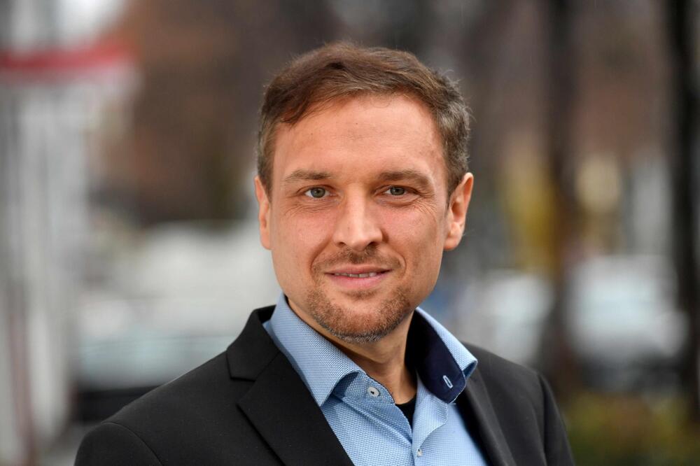 Sascha Straub von der Verbraucherzentrale Bayern