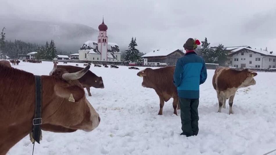 Früher Wintereinbruch in Tirol