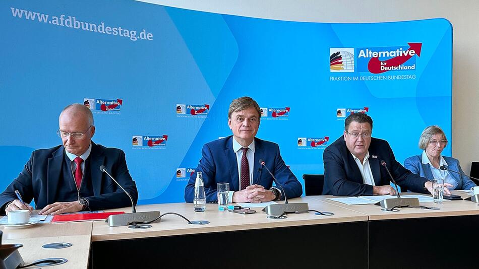 Pressekonferenz der AfD-Bundestagsfraktion