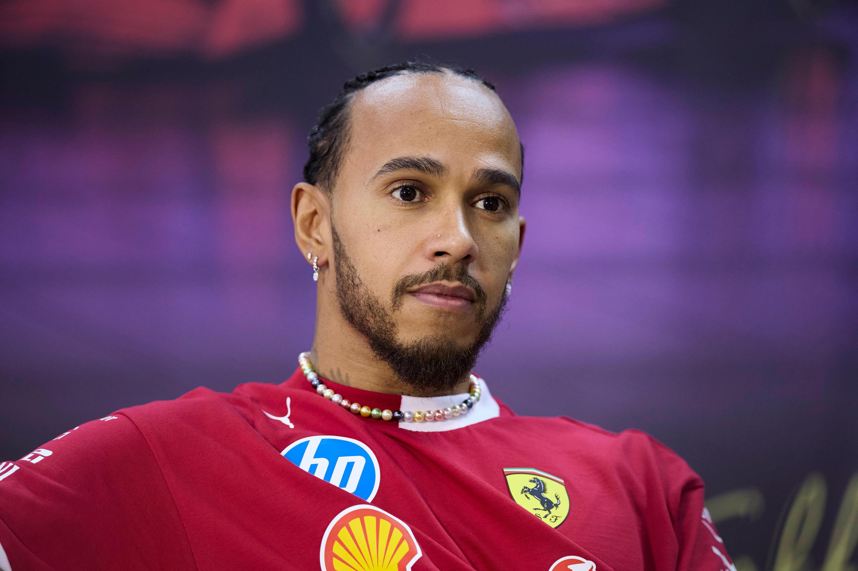 Wechsel zu Ferrari: Lewis Hamiltons Kampf gegen Rassismus | WEB.DE