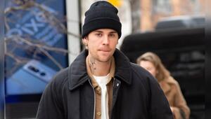 Justin Bieber teilt zu Weihnachten seinen Sohn mit der Welt.