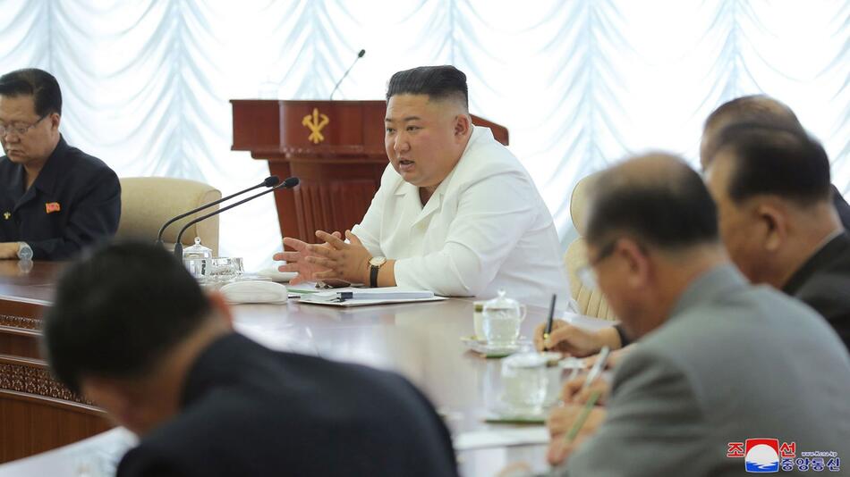 Sitzung des Politbüros des Zentralkomitees in Nordkorea