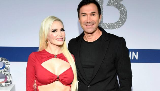 Daniela Katzenberger mit Ehemann Lucas Cordalis bei einem gemeinsamen Auftritt.