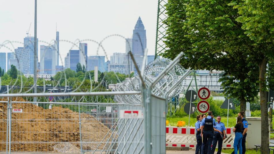 Vor "Reichsbürger"-Prozess in Frankfurt