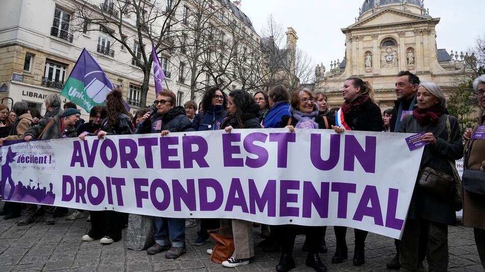 Demonstration für Abtreibungsrecht in Frankreich