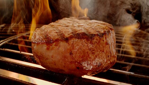 So vermeiden Sie Lebensmittelinfektionen beim Grillen