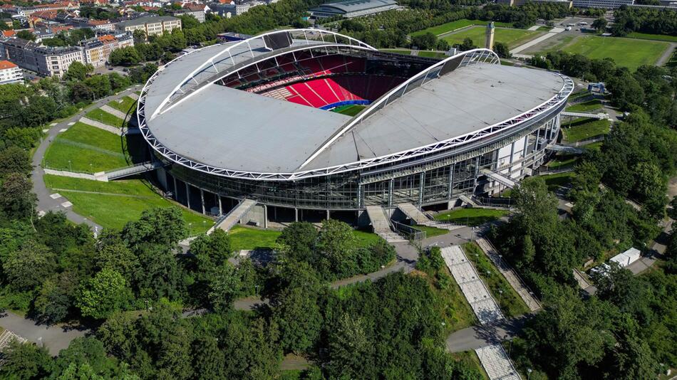 Fußball-Europameisterschaft - Leipzig Stadion