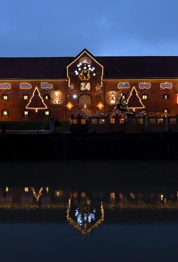 Weihnachtsmarkt am Packhaus in Tönning