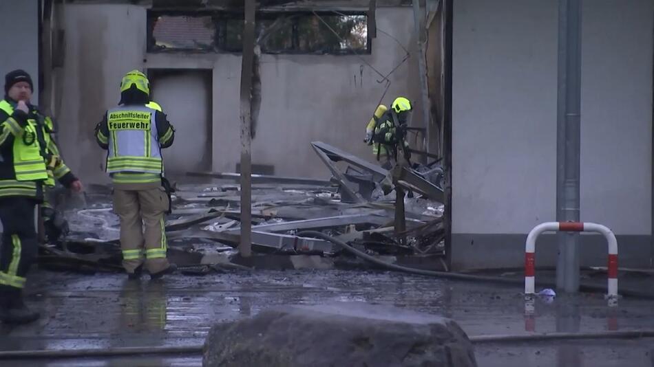 Großbrand in Einkaufszentrum in Zeitz - Keine Verletzten