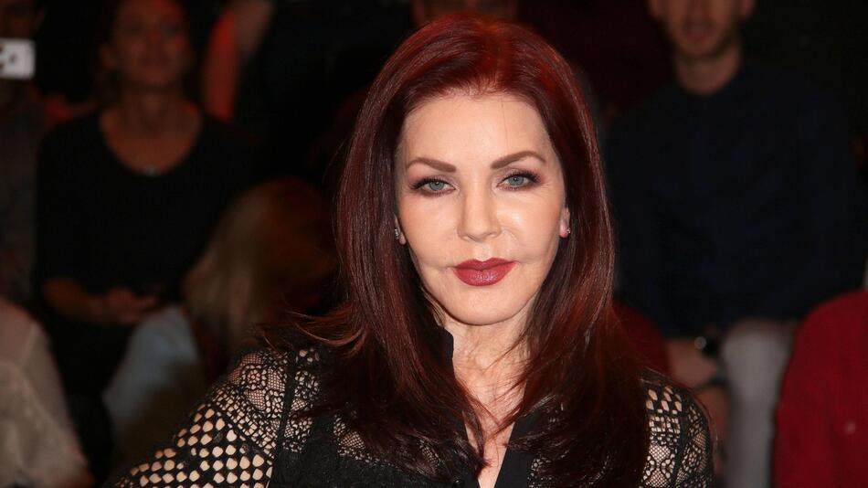 Priscilla Presley