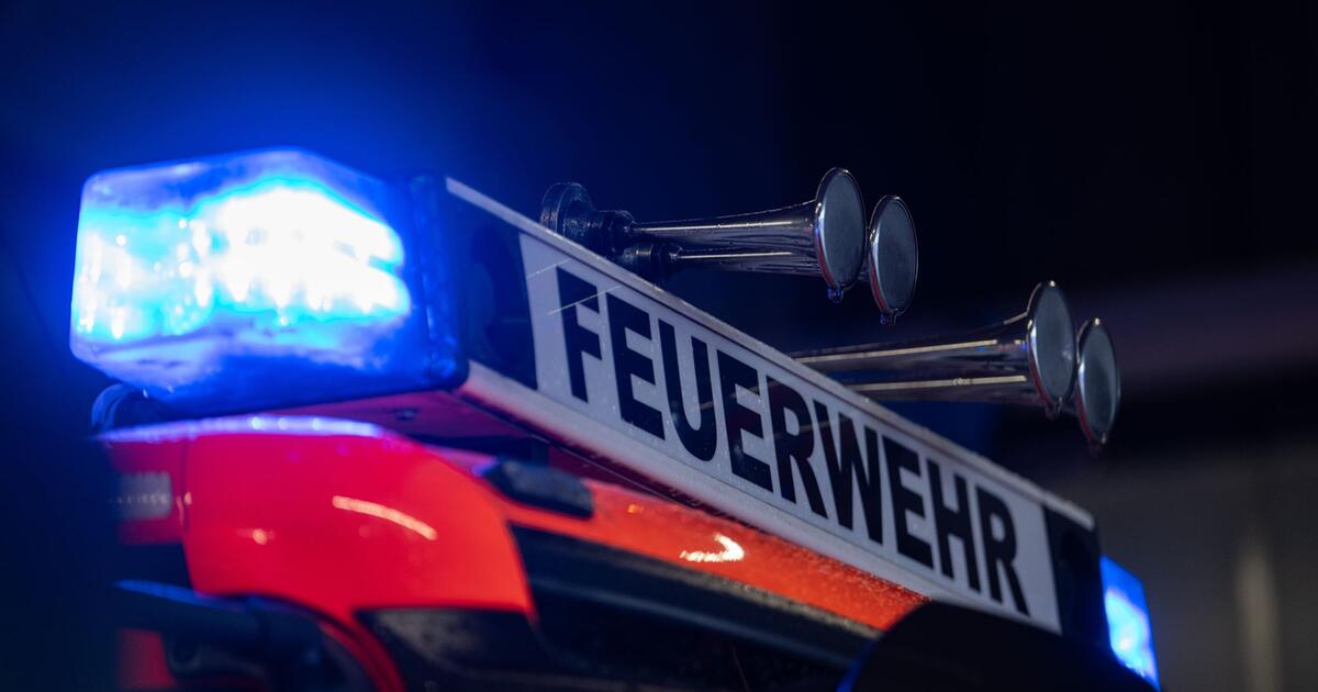 Mann vergisst Topf auf Herd - und wird von Feuerwehr geweckt