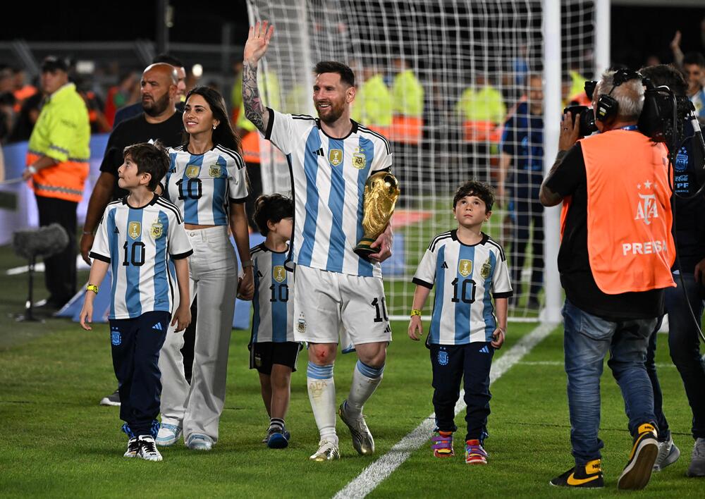 WM-Feier in Buenos Aires mit Lionel Messi und Familie