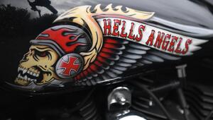 Das Hells Angels-Emblem, ein Totenkopf mit Helm und Flügeln