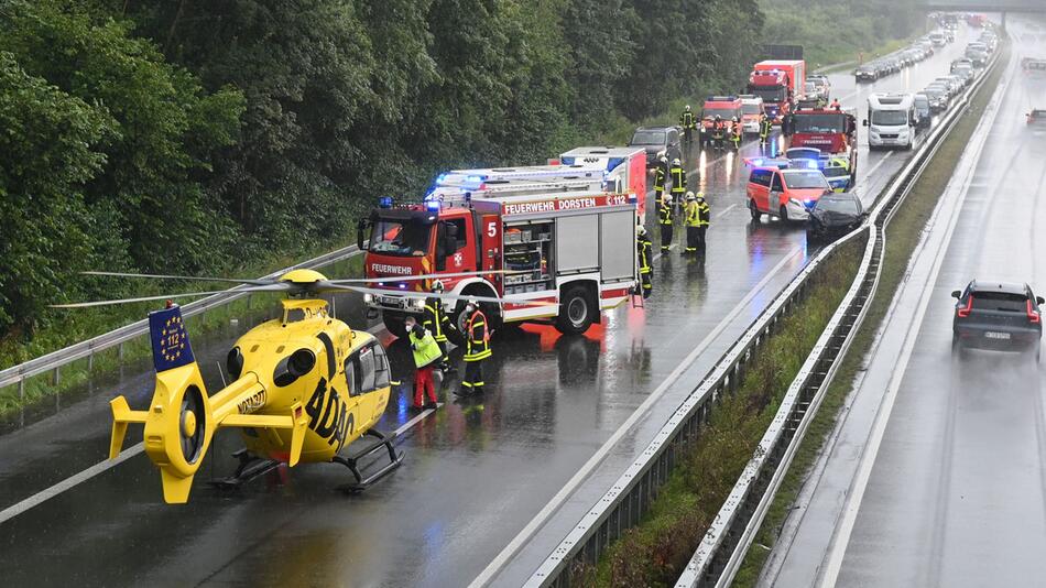 17 Verletzte bei zwei Unfällen auf A31 im Kreis Recklinghausen