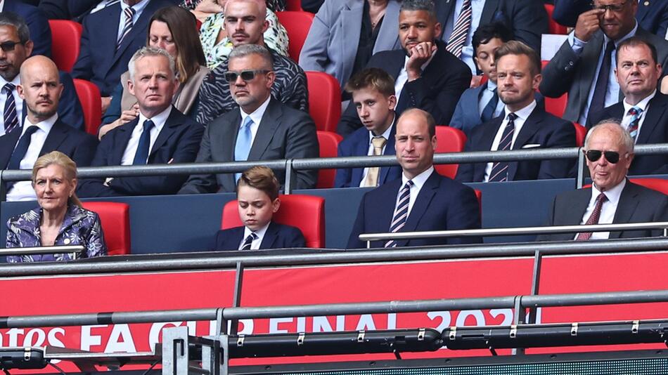 Prinz George wirkte beim FA-Cup-Finale neben seinem Vater etwas gelangweilt.