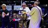 Zak Starkey (Mitte) bei einem Auftritt mit der britischen Kultband The Who.