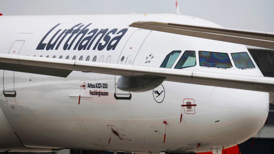 Lufthansa, Flugzeug