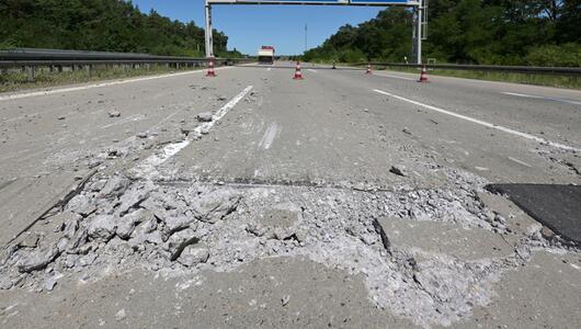 Hitze in Deutschland - Straßenschäden A2 in Brandenburg