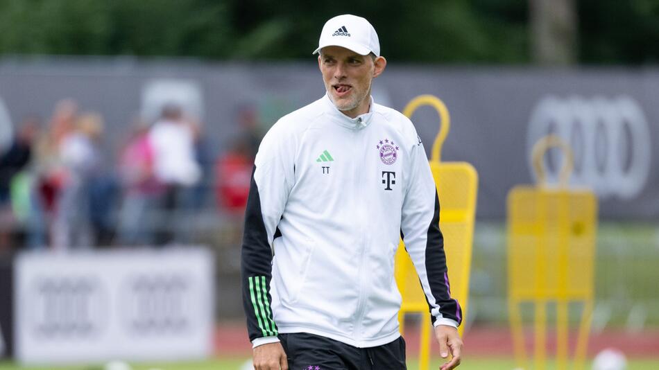 Thomas Tuchel während des Trainings des FC Bayern München in der Saison-Vorbreitung 2023/24