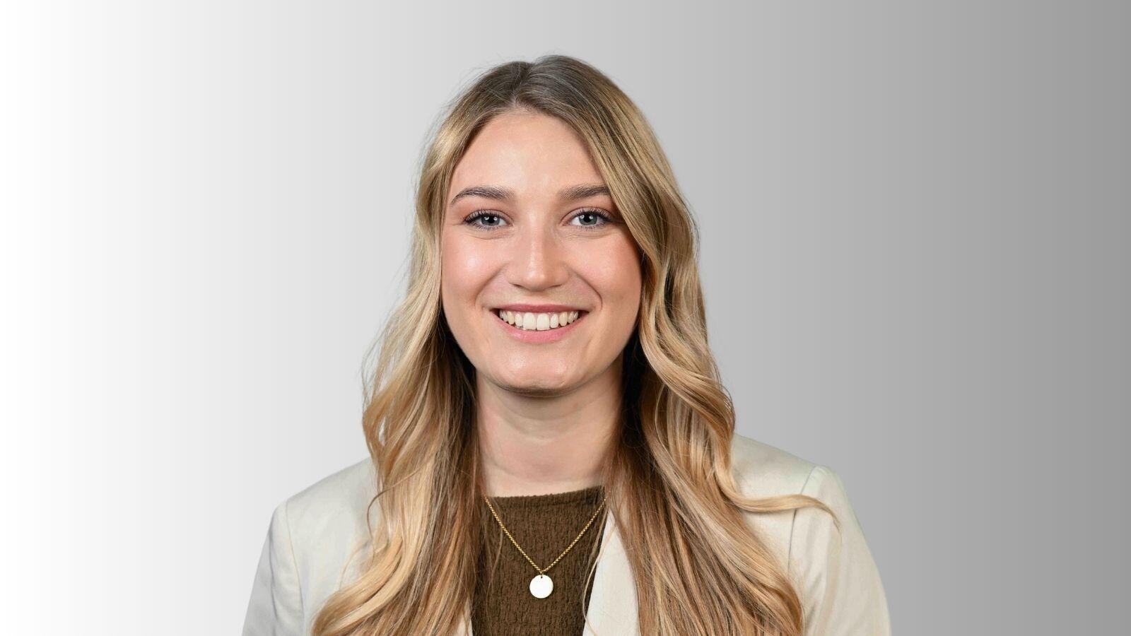 Nattiinatt95 she is definitely young but I didnt too into