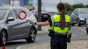 Polizei an einer Grenze zu Deutschland