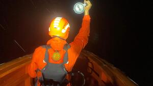 Bootsunglück in Westsumatra - Suche nach Schiffbrüchigen