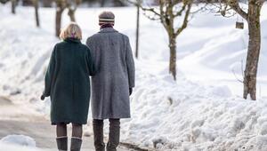 Studie zu Glück und Beziehungen im Alter