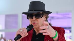 2025 wird Lindenberg zum Panikrocker mit Pinsel.