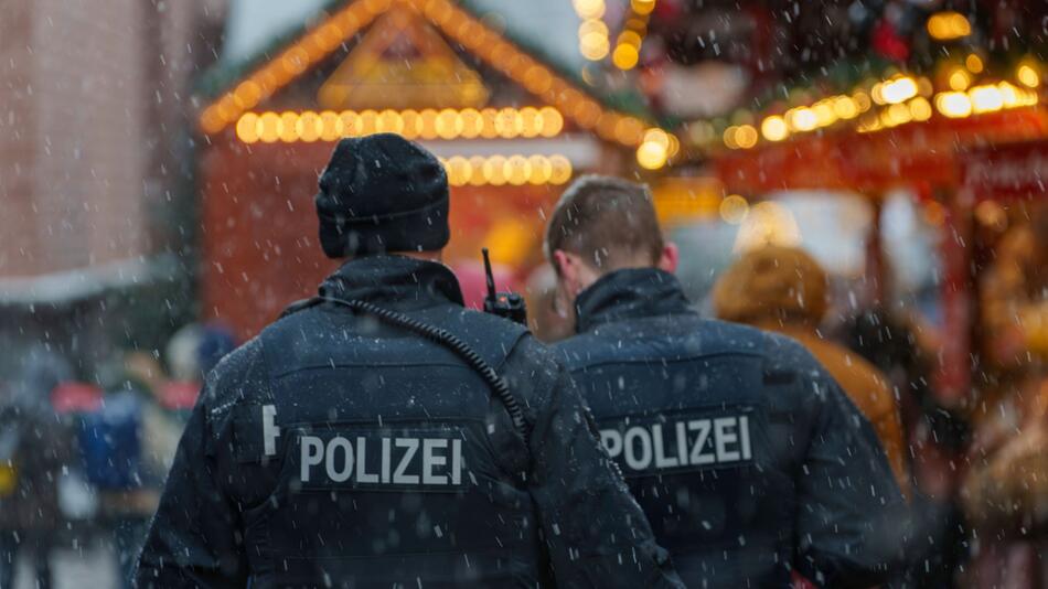 Polizeipräsenz auf Weihnachtsmarkt