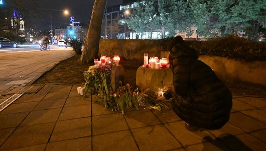 Auto in München in Menschengruppe gefahren