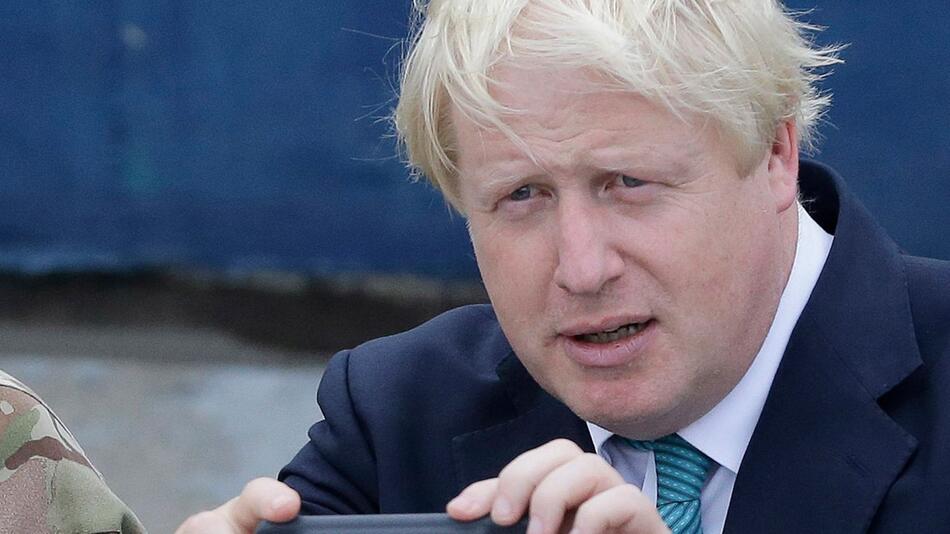 Boris Johnson hat angeblich Pin-Code für altes Handy vergessen