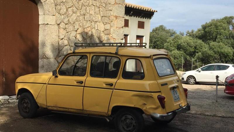 Renault 4