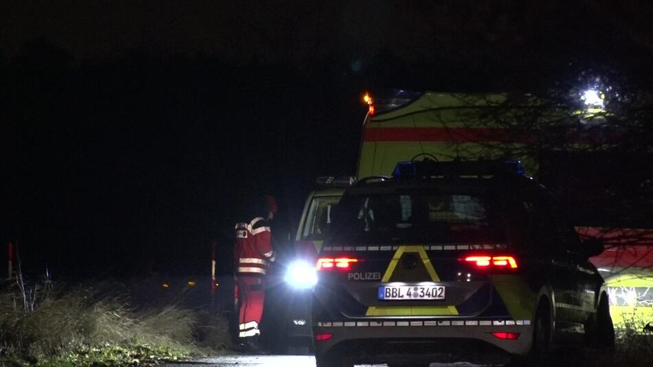 Totes Kleinkind in Auto in Mittenwalde entdeckt