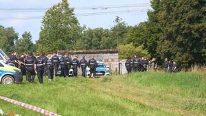 Dreifachmörder soll sich in Betonrohr versteckt haben