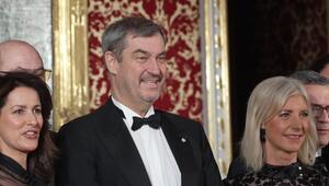 Hymnenpflicht bei Schulabschluss-Feiern: Söder spricht sich dafür aus