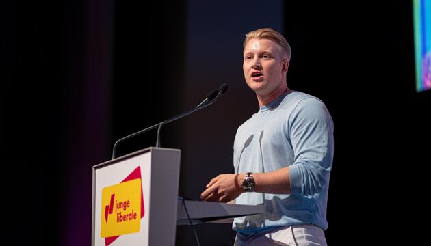 Juli-Vorsitzender Finn Flebbe