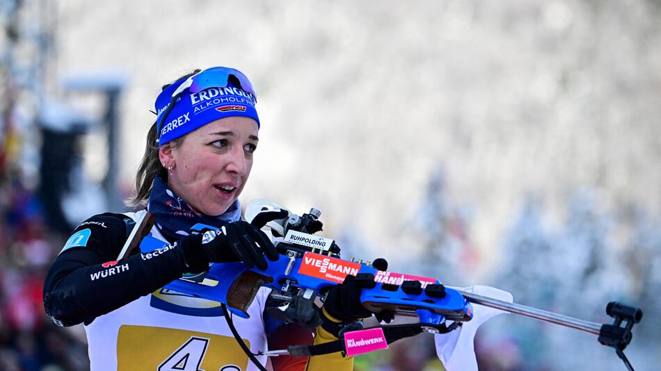 Die deutsche Biathletin Franziska Preuß am Schießstand