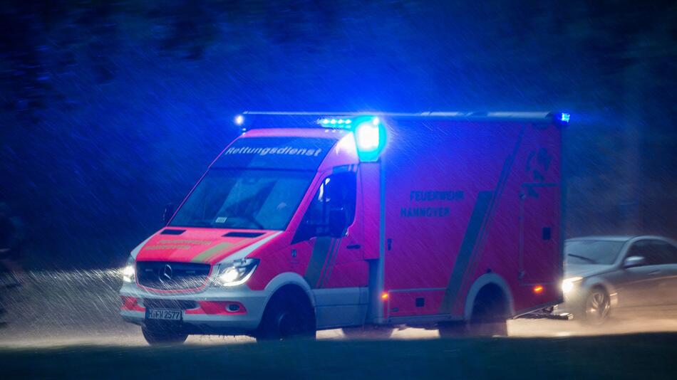 Krankenwagen mit Blaulicht