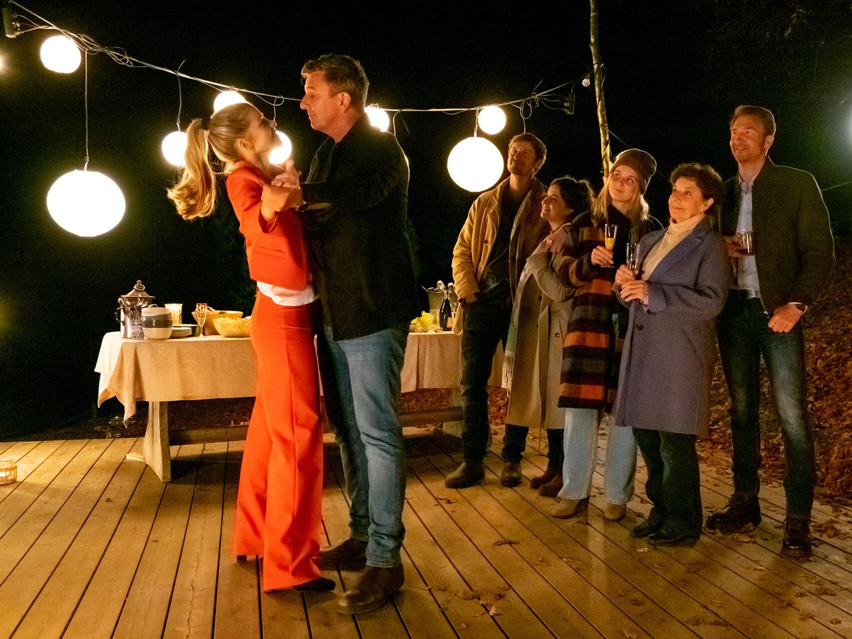 Der Bergdoktor"-Finale: Hochzeit und ein letzter Herzschlag | WEB.DE