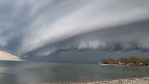 Wetterphänomen am Lake Erie: Arcus-Wolke schwebt bedrohlich über See